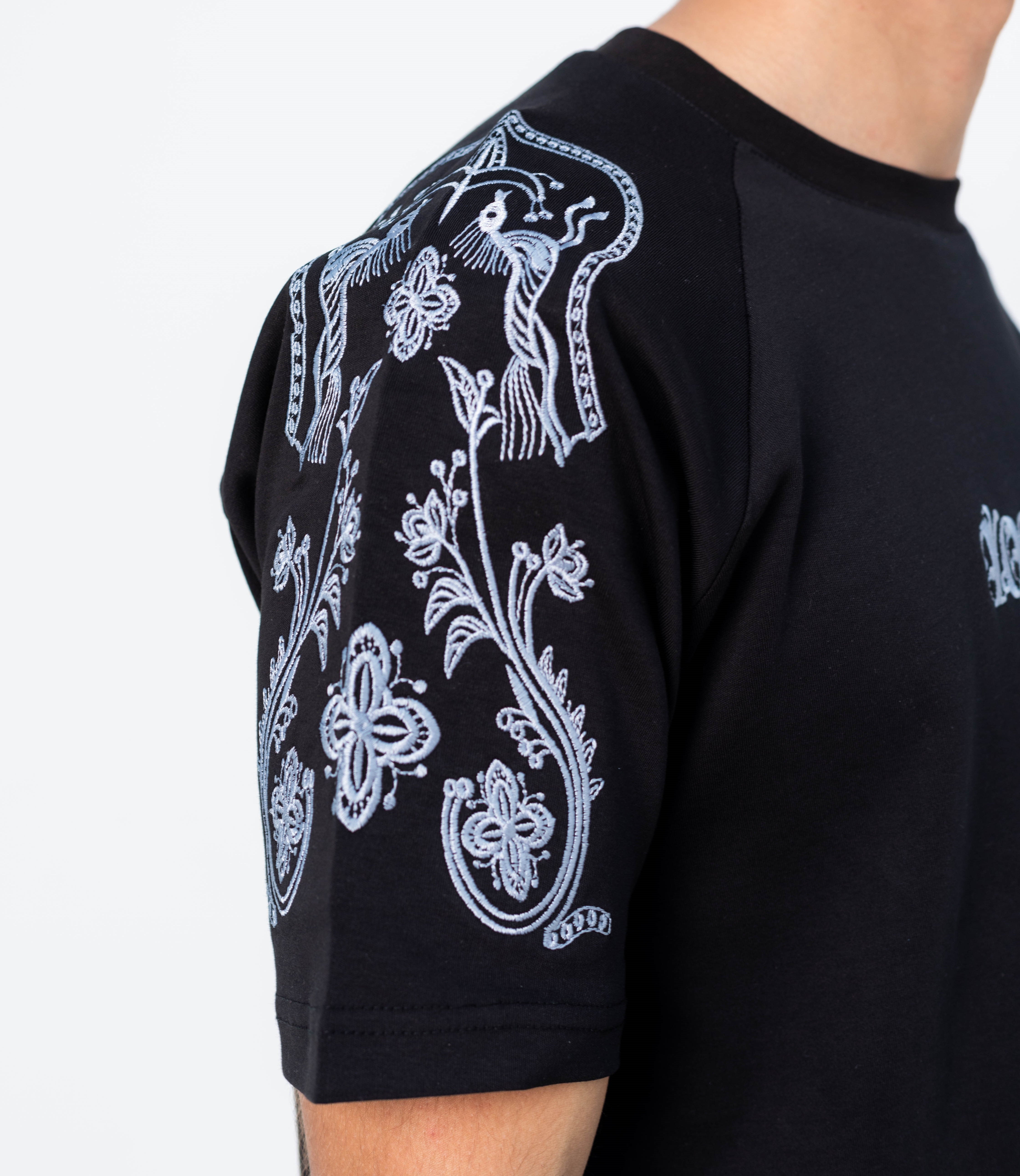 Raglan T-shirt Black