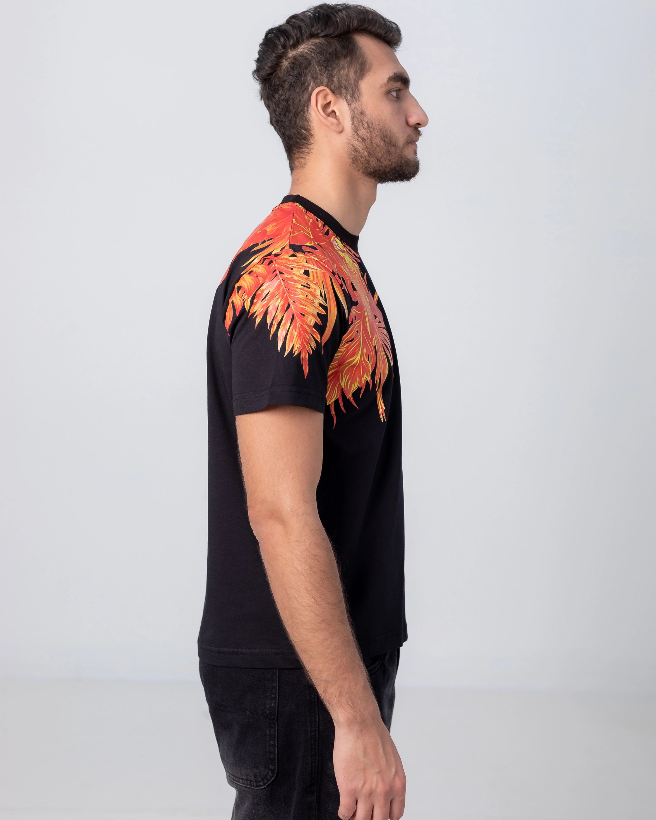 Regular fit T-shirt Black